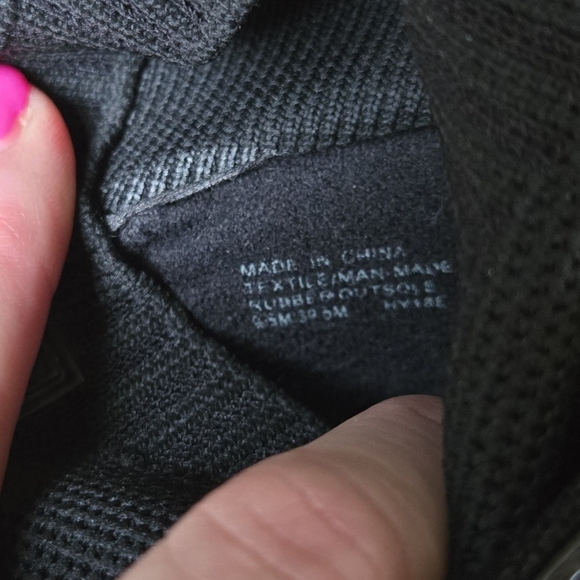 Michael Kors Skylar Black Knit Women's Slip On Sneakers 9.5 - Picture 5 of 5